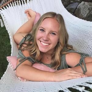 Meet your Posher, Sabrina